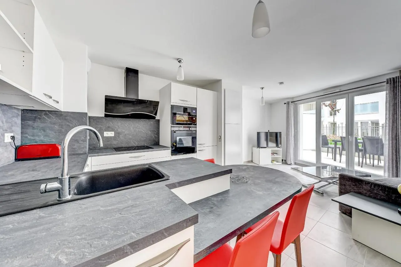 Apartment Appartement Avec Terrasse - Cite Universitaire Gentilly