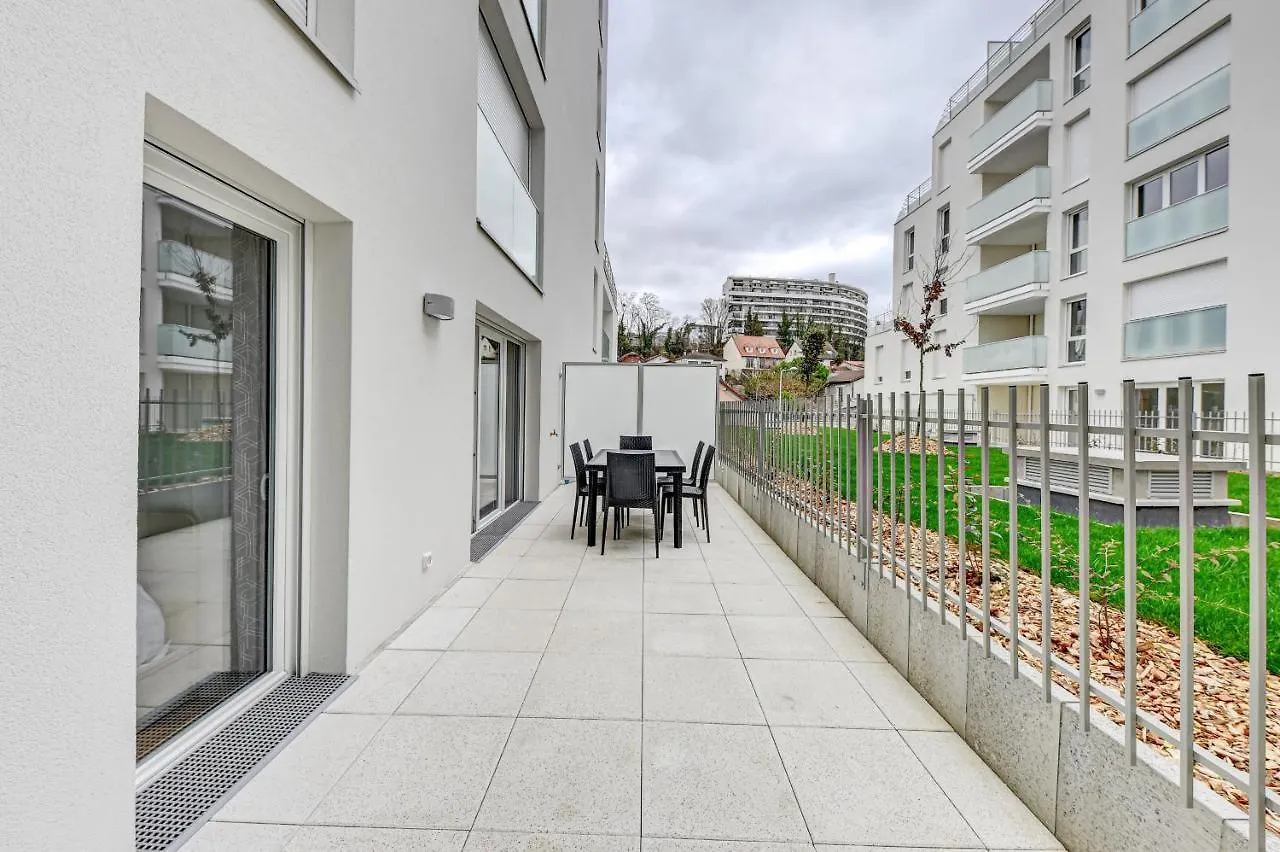 Appartement Avec Terrasse - Cite Universitaire Gentilly France
